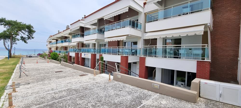 Bungalow White property view